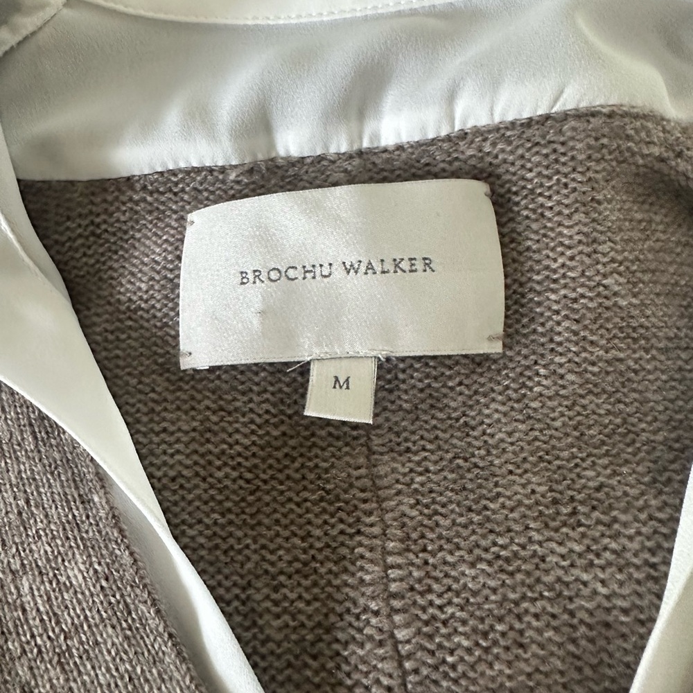 Brochu Walker The Looker Layered V-Neck - Picture 6 of 7